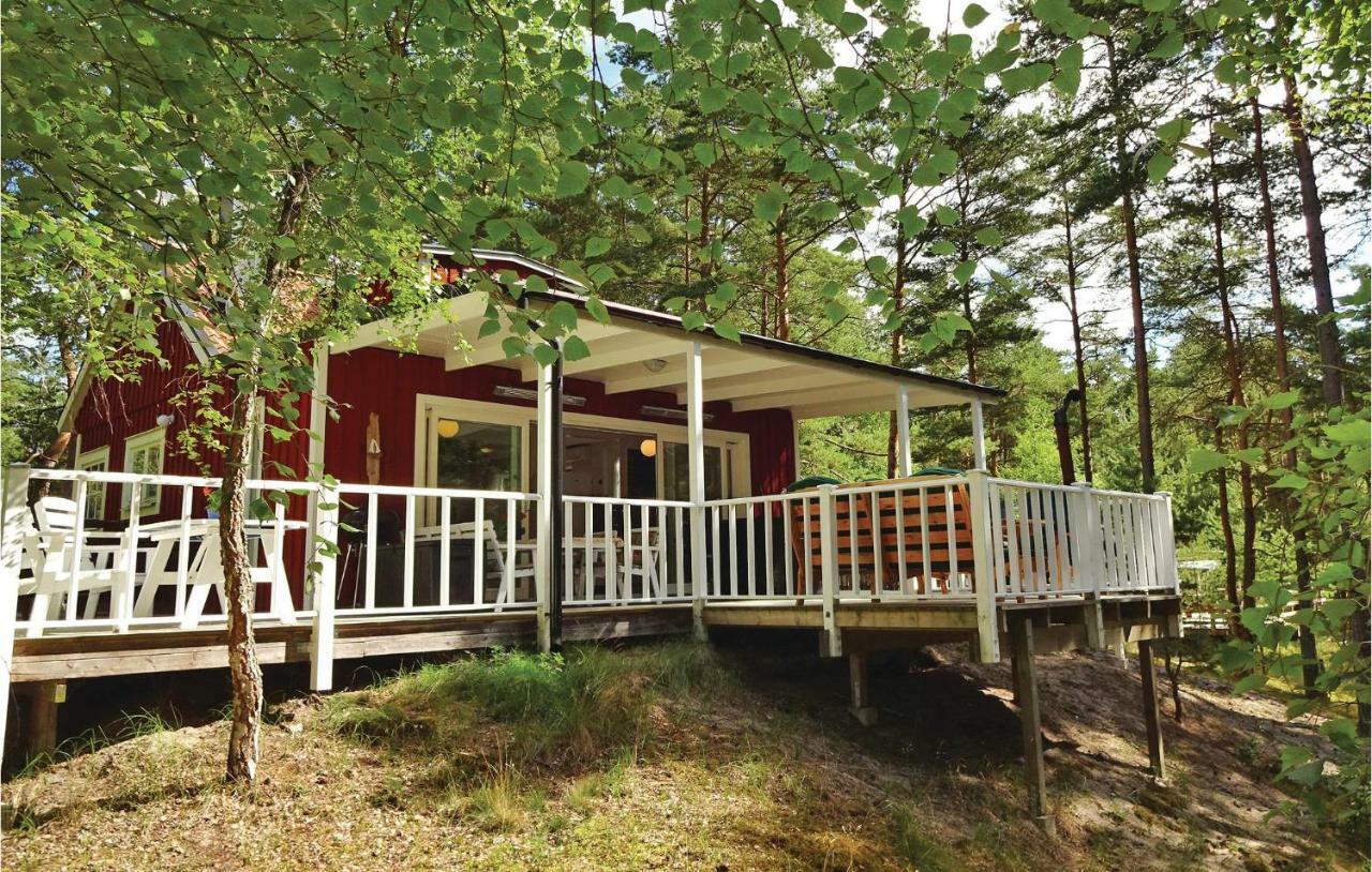 Stunning Home In Yngsjoe With Wifi Eksteriør billede